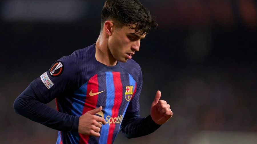 Ο Πέδρι ταξιδεύει στην Αραβία με αφορμή το Super Cup, ενώ παραμένει... τραυματίας