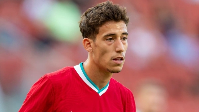 Τσιμίκας: Επισκέφθηκε τους οργανωμένους φίλους της Λίβερπουλ στις Σέρρες