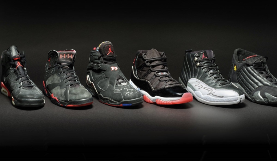 Φτιαγμένα από... χρυσάφι; «Ζαλίζει» το ποσό που πωλήθηκαν παπούτσια του Τζόρνταν από τελικούς του NBA!