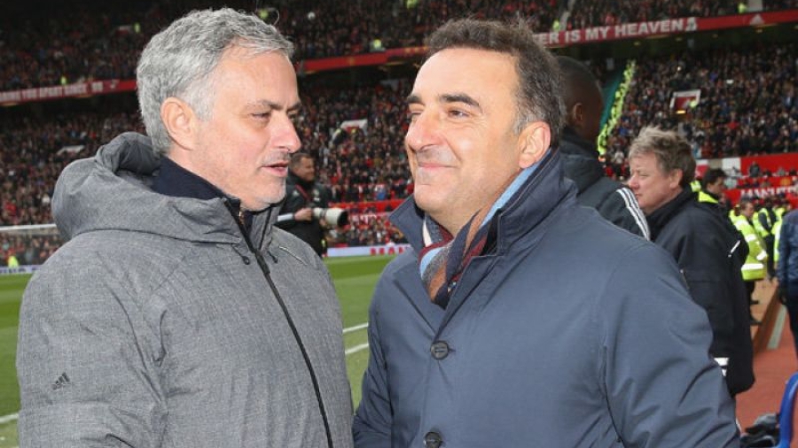 Εκθειάζει ο Καρβαλιάλ τον… γίγαντα Μουρίνιο!