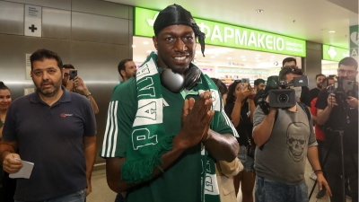 «Πάτησε» Ελλάδα ο Ναν: «Παίζω και... αύριο!»