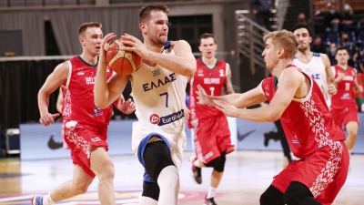 Δημήτρης Αγραβάνης: «Η πιο όμορφη στιγμή της ζωής μου να παίζω με την Εθνική ομάδα μπροστά στο Νίκο Γκάλη»