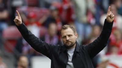 Μπο Σβένσον, ο μοναδικός στον 21ο αιώνα: Τρία στα τρία επί της Μπάγερν Μονάχου, θυμίζοντας τον Φίνκε της Φράιμπουργκ! (video)