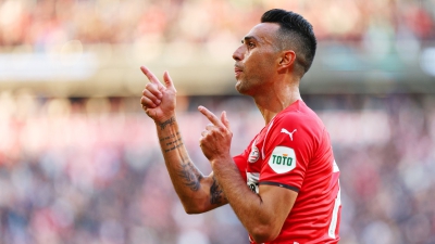 Αϊντχόβεν – Λέστερ 1-0: Λάθος του Τίλεμανς, γκολ ο Ζάχαβι! (video)