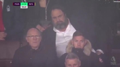 Στο «Ολντ Τράφορντ» ο Βαγγέλης Μαρινάκης, είδε το Γιουνάιτεντ-Νότιγχαμ!