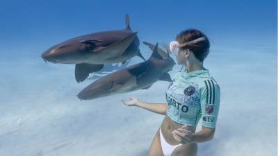 Ίντερ Μαϊάμι: Παρουσίασε τη βιοδιασπώμενη φανέλα της παρέα με... καρχαρίες