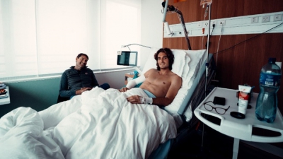 Χειρουργήθηκε ο Τσιτσιπάς