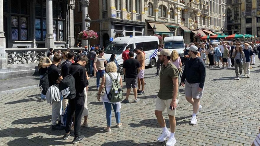 Ένταση στις Βρυξέλλες με την αστυνομία και οπαδούς της ΑΕΚ!