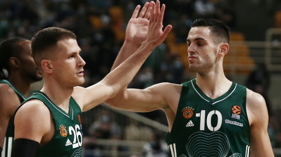 Νέντοβιτς: Γιόρτασε τα γενέθλια του με Παπαπέτρου, Γιαννακόπουλο και Μπουρούση! (video)