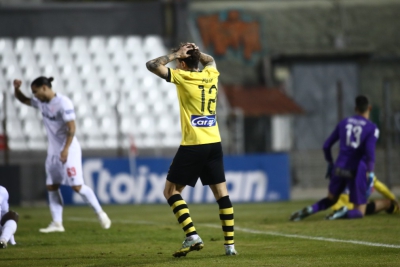 Πανσερραϊκός – ΑΕΚ 2-2: «Έμφραγμα» στο τέλος με νέο… δώρο Αθανασιάδη