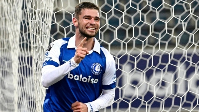 Ούγκο Κάιπερς: Πώς από την ΑΕΚ, το... πόλο και τον Ολυμπιακό, δαπανήθηκαν 15 εκατομμύρια ευρώ για χάρη του! (video)