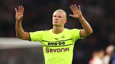 Αθλητικός διευθυντής Ντόρτμουντ: «Θα στοιχημάτιζα 100 ευρώ στο να παραμείνει ο Χάαλαντ»