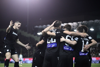 Παναθηναϊκός - ΠΑΟΚ 0-1: Απίθανο αυτογκόλ από συνεχόμενες.... καραμπόλες της μπάλας! (video)