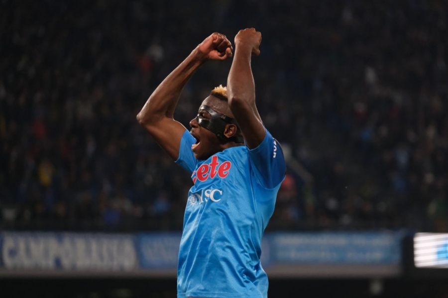 Νάπολι - Γιουβέντους 1-0: Ο Όσιμεν βάζει νωρίς μπροστά στο σκορ τους «παρτενοπέι» (video)