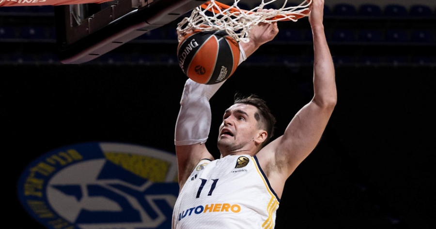 Ο «Super Μάριο» ήταν ο MVP των… εορτών! (video)