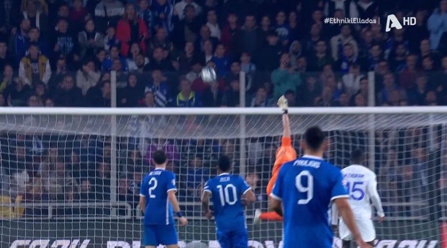 Τεράστιος Βλαχοδήμος, σπουδαίο «στοπ» στον Εμπαπέ, με τη βοήθεια του... δοκαριού! (video)