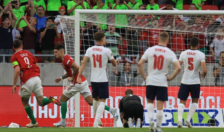 Αγγλία: Μετά από μισό αιώνα και… κάτι, τα «τρία Λιοντάρια» είδαν τους Ούγγρους να τους βάζουν κάτω! (video)