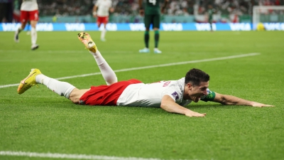 Πολωνία – Σαουδική Αραβία 2-0: «Μουντιαλικός» Λεβαντόφσκι και... κορυφή! (video)