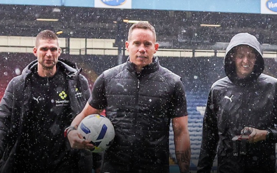 Διακοπή στο 79’ και ξανά από την αρχή του Μπλάκμπερν – Ίπσουιτς!