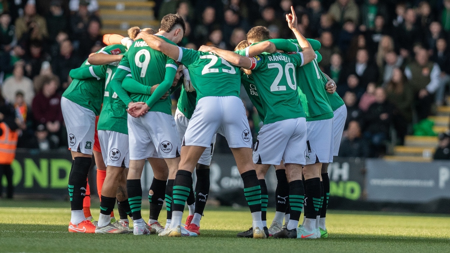 Η Πλίμουθ είναι το φαβορί και το αποδεικνύει στο Pamestoixima