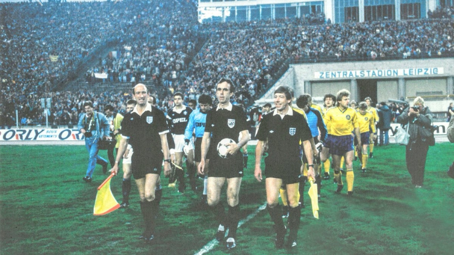 Λειψία 1987: Πώς 120.000 φίλαθλοι μετέτρεψαν την έδρα της Λοκομοτίβ σε… φρούριο στο δρόμο για την Αθήνα! (video)