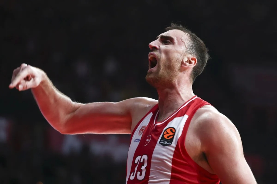 Η δωδεκάδα του Ολυμπιακού κόντρα στην Παρί!