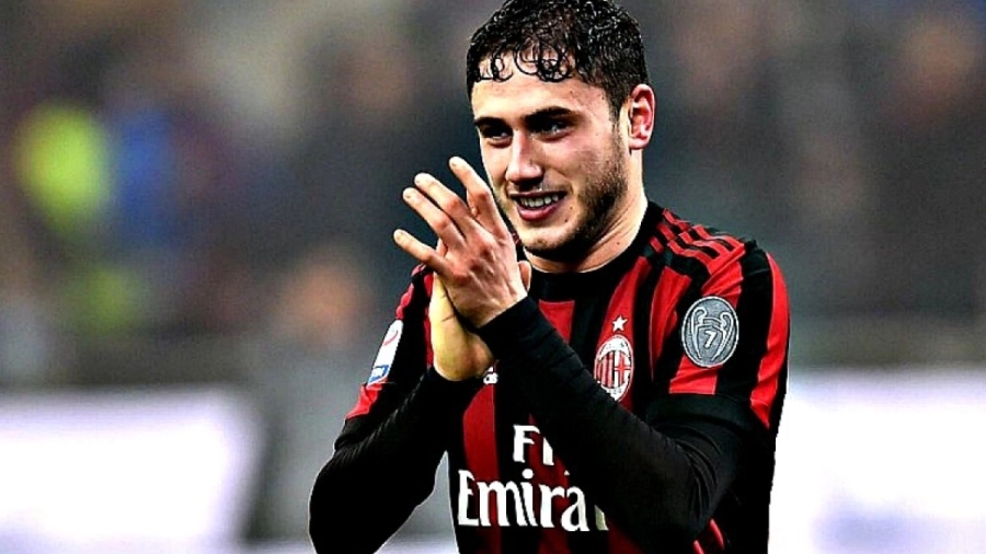 «Υπάρχει διαφορά στο οικονομικό κομμάτι ανάμεσα στον Παναθηναϊκό και στον Καλάμπρια!»