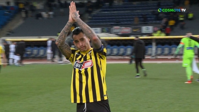 ΑΕΚ: Γιούχα του κόσμου στο τέλος του αγώνα, αποθέωσε μόνο τον Αραούχο (video)