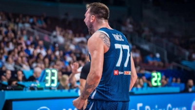 Η Σλοβενία «άντεξε» στην αντεπίθεση της Ιταλίας και πήρε το... εισιτήριο για τα προημιτελικά του Eurobasket 2025!