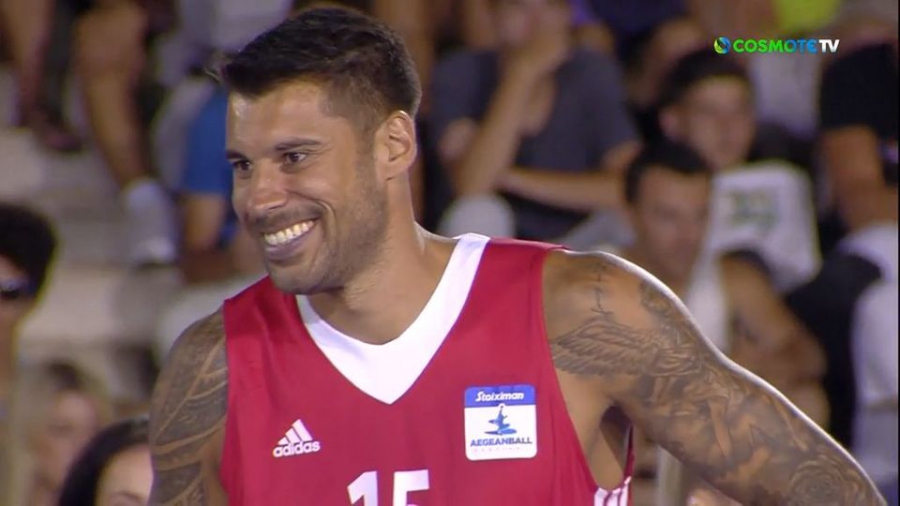 Επική ατάκα του Πρίντεζη για Μίσιτς! (video)