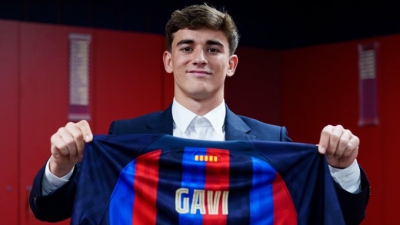Μπαρτσελόνα: «Έδεσε» τον Γκάβι έως το 2026, με ρήτρα... μαμούθ! (video)