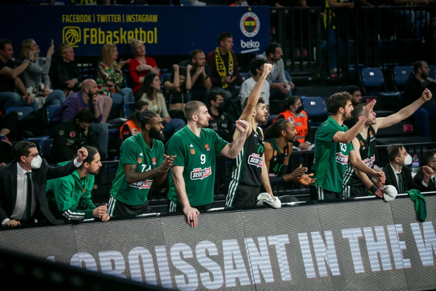 Κουτσός: «Μέσα Νέντοβιτς και Σαντ-Ρος για το ντέρμπι με Ολυμπιακό»