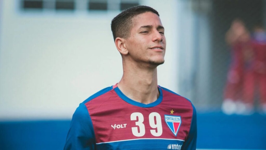 «Τελειώνει» του Μάντσα στον Ολυμπιακό, βρήκε τον στόπερ του ο Μεντιλίμπαρ!