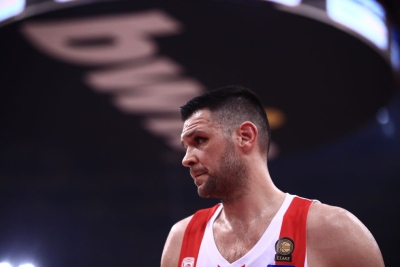 Ενοχλήσεις στη γάμπα ο Παπανικολάου! (video)