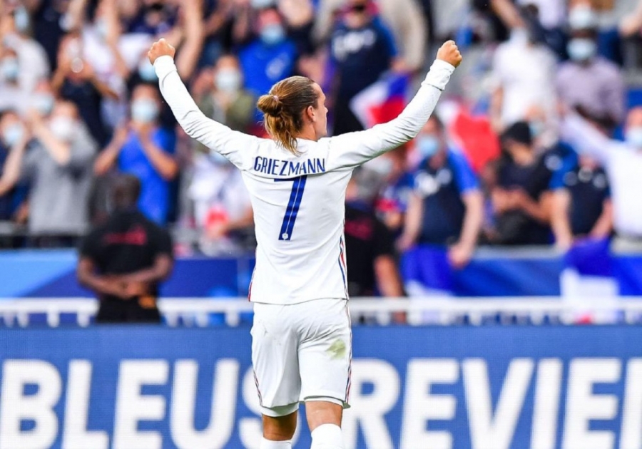 Διαψεύδει τα δημοσιεύματα για τον Γκριεζμάν ο Πεπ Γκουαρδιόλα