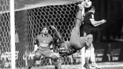 Ασύλληπτο γκολ από τον Αραούχο και πανηγυρισμός, μεγαλείο ψυχής!