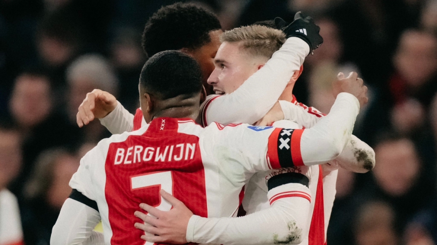 Συνέρχεται με τον Φαν’τ Σχιπ ο Άγιαξ, 5-0 τη Φίτεσε