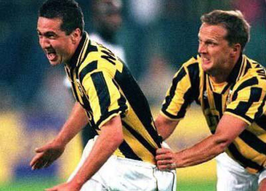 Νίκος Μαχλάς: Το 34ο γκολ του με την Φίτεσε το 1998 ήταν και το «χρυσό» για την… κορυφή της Ευρώπης