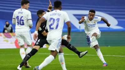 Ρεάλ Μαδρίτης – Έλτσε 2-2: Έσωσε την παρτίδα στο 92’ ο Μιλιτάο απέναντι στον «κακό δαίμονα» των Μαδριλένων!