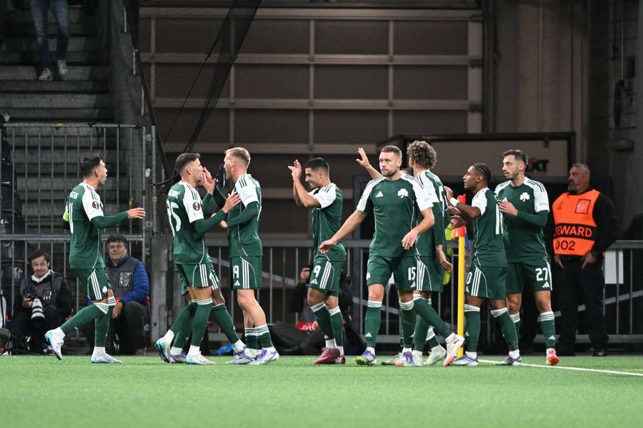 «Όρθιος» στη Σουηδία ο Παναθηναϊκός, τον συγχαίρει και «μοιράζει» το Pamestoixima!