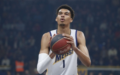 Βίκτορ Γουεμπανιάμα: Θα αγωνιστεί στη Summer League του NBA!