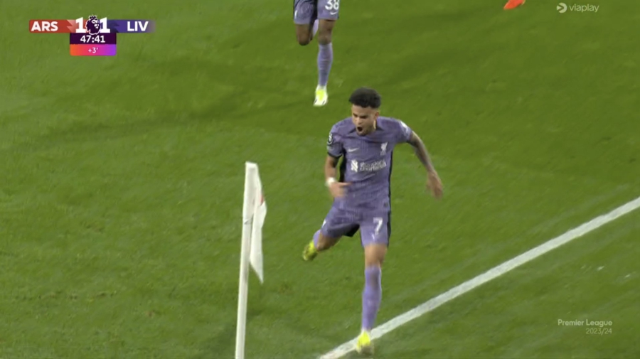 «Αυτογκόλ» που δεν κατάλαβε κανείς: Η Λίβερπουλ ισοφαρίζει στο τέλος του ημιχρόνου! (video)