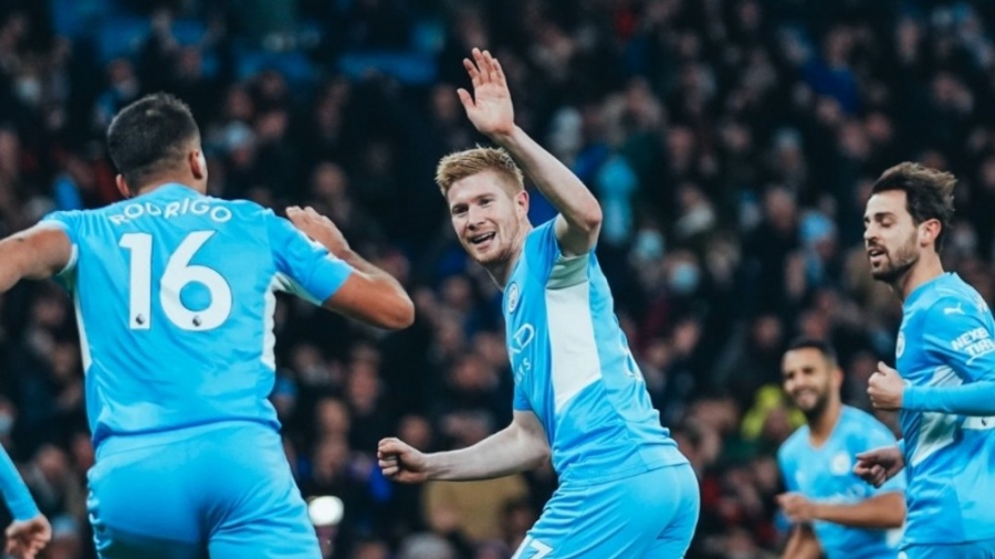 Premier League: Πάρτι στο Έτιχαντ, με την Σίτι να «διαλύει» με επτά γκολ την Λιντς - συνεχίζει νικηφόρα ο Τζέραρντ! (video)