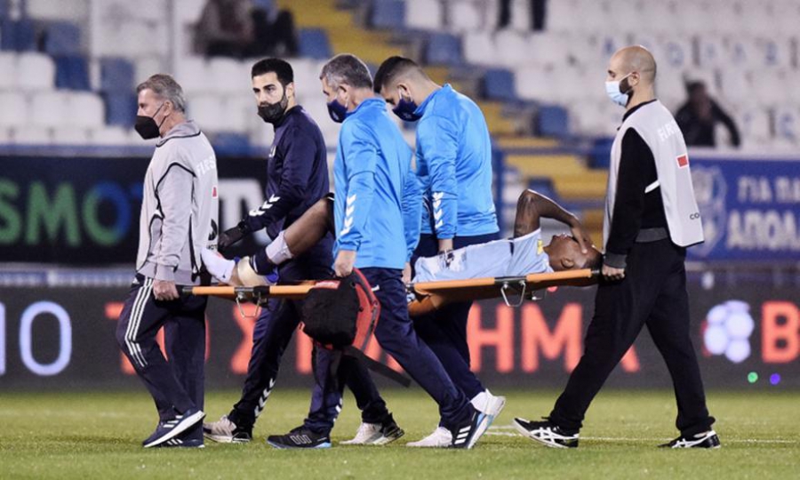 Απόλλων Σμύρνης: Κάκωση στον αστράγαλο ο Ντομίνγκες – Δεν παίζει με Παναιτωλικό