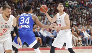 Ένας Γιάννης δεν αρκεί - Ήττα 100-94 (παράταση) της Εθνικής από τη «μισή» Σερβία