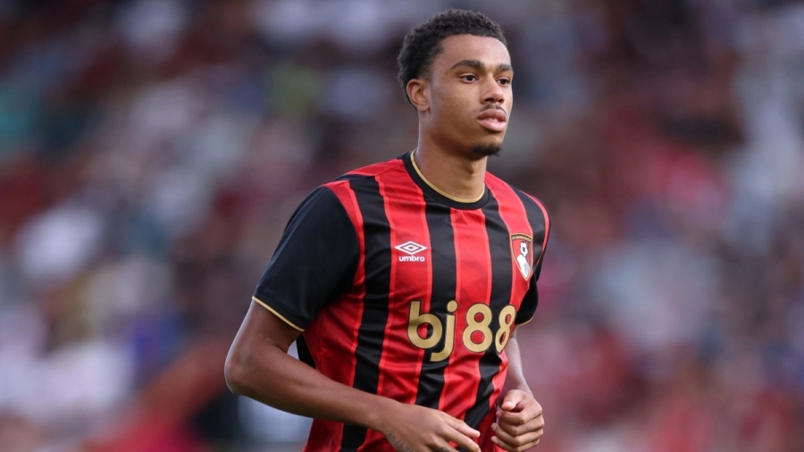 «Σε διαπραγματεύσεις με την Μπόρνμουθ βρίσκεται ο Ολυμπιακός για τον Σίλκοτ -Ντιούμπερι!»