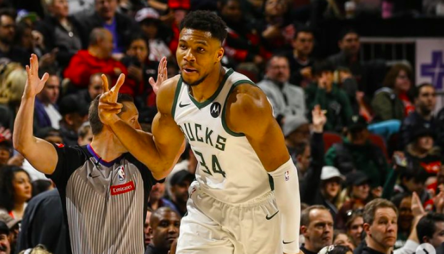 Ιστορικός Αντετοκούνμπο στο Σικάγο, «διέλυσε» τους Μπουλς, πιάνοντας μοναδική κορυφή στους Μπακς! (video)