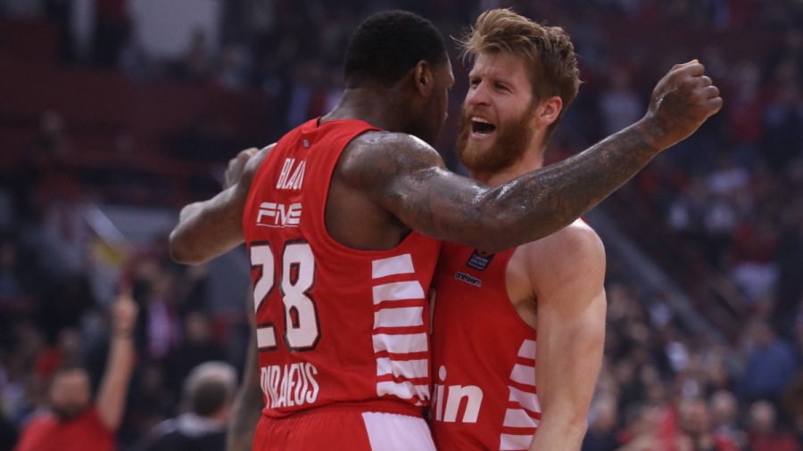 Ολυμπιακός - Παναθηναϊκός 81-73: Δεκατριάρι πρωτιάς με... μάεστρο Ουόκαπ!