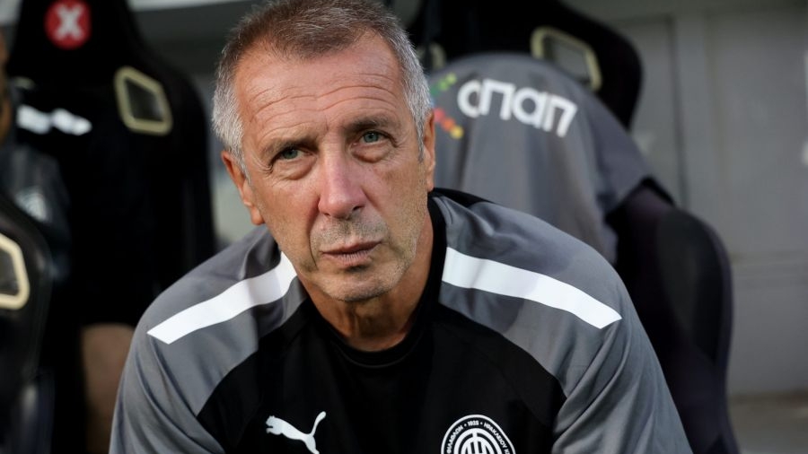 Νιόπλιας: «Να δείξουμε από το πρώτο λεπτό ότι είμαστε το αφεντικό στο παιχνίδι» (video)