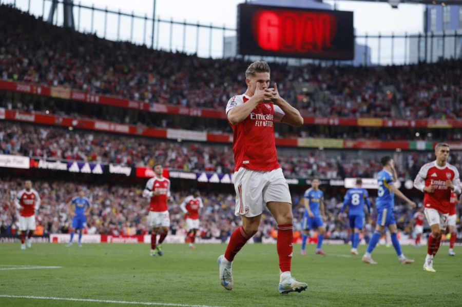 Η Άρσεναλ έστω και δύσκολα κάνει άλλο ένα βήμα στο Pamestoixima